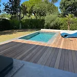 Bord De Piscine, Jacuzzi Villa Hyeres