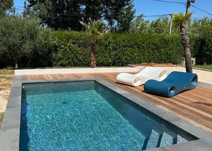 Villa Bord De Piscine, Jacuzzi *