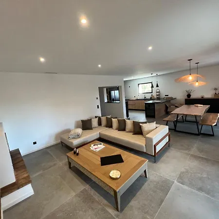 Bord De Villa *
